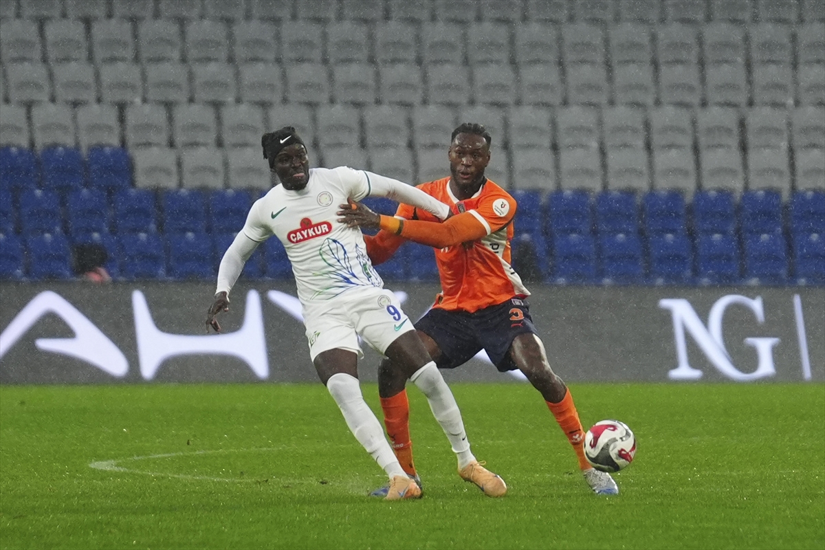 başakşehir-rize maçı enstantane