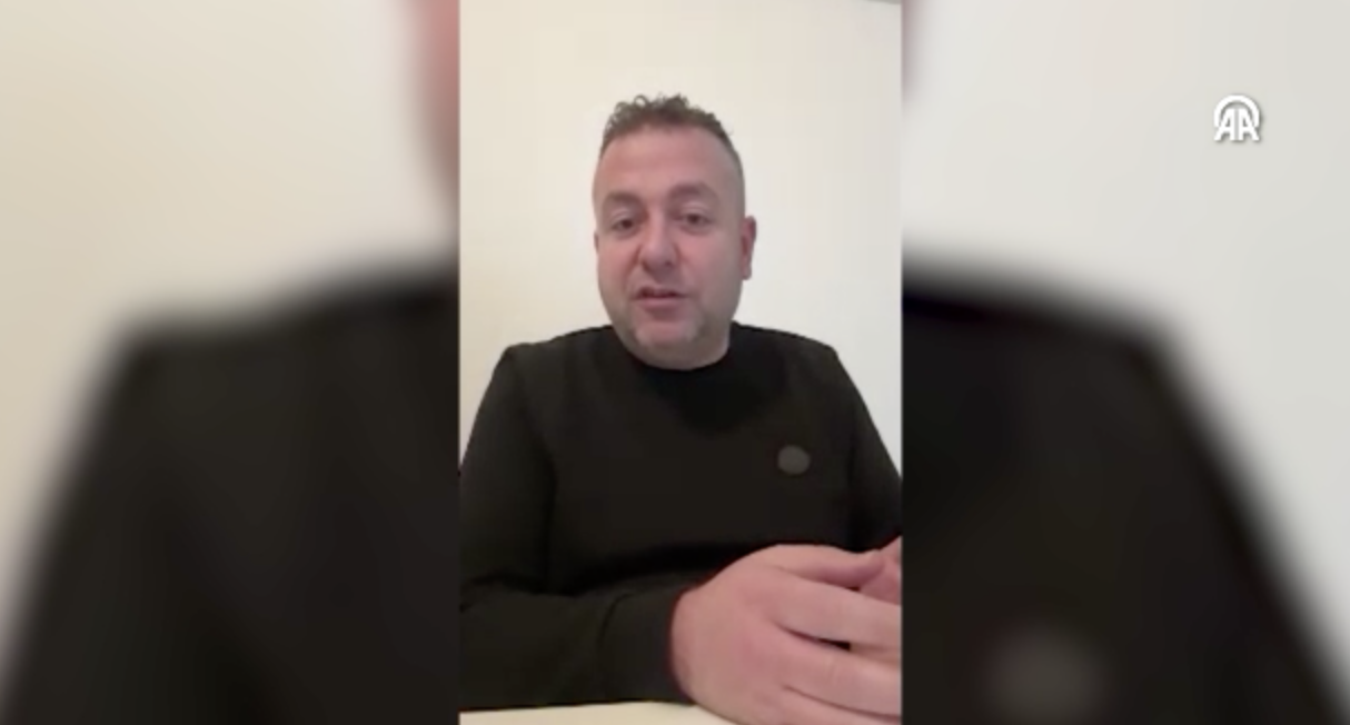 A L M A N Y A D A T Ü R K L E R İ N P A R A S I Ç A L I N D I22