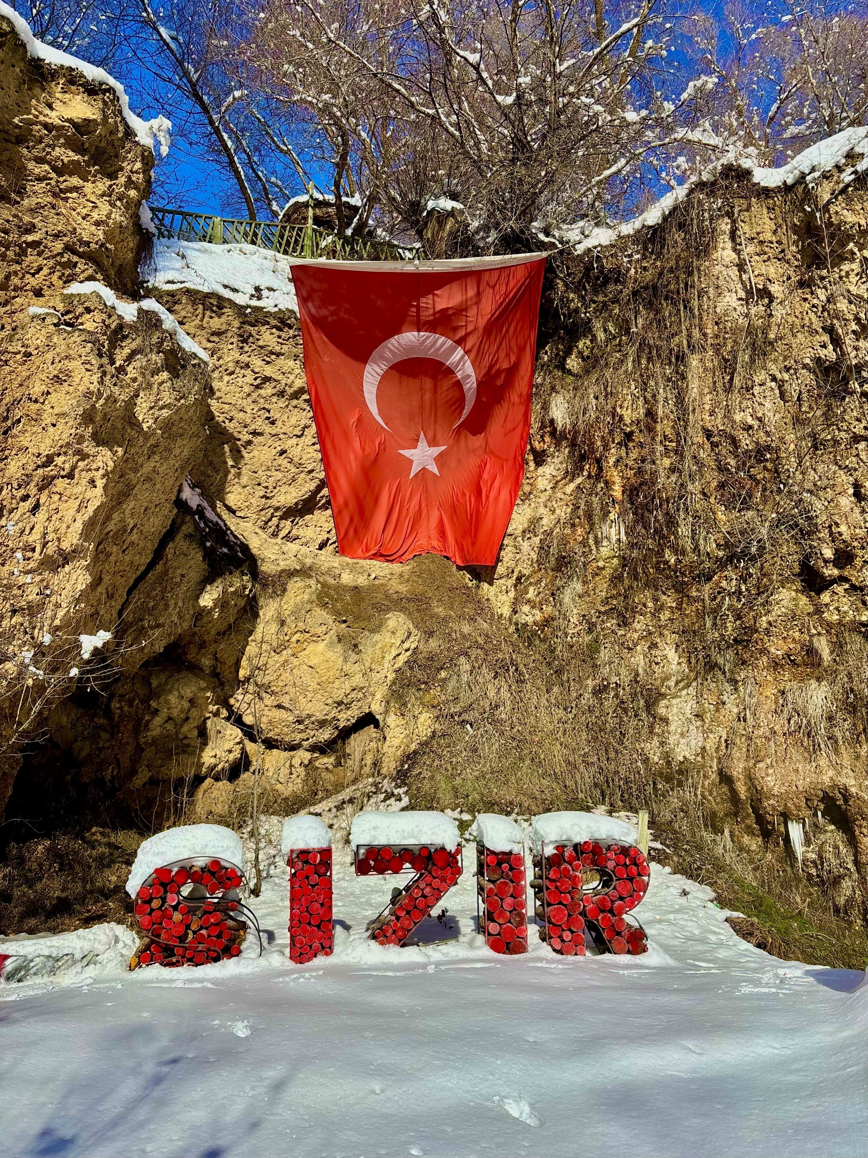 Sızır Şelalesi'nde kartpostalları aratmayan görüntüler