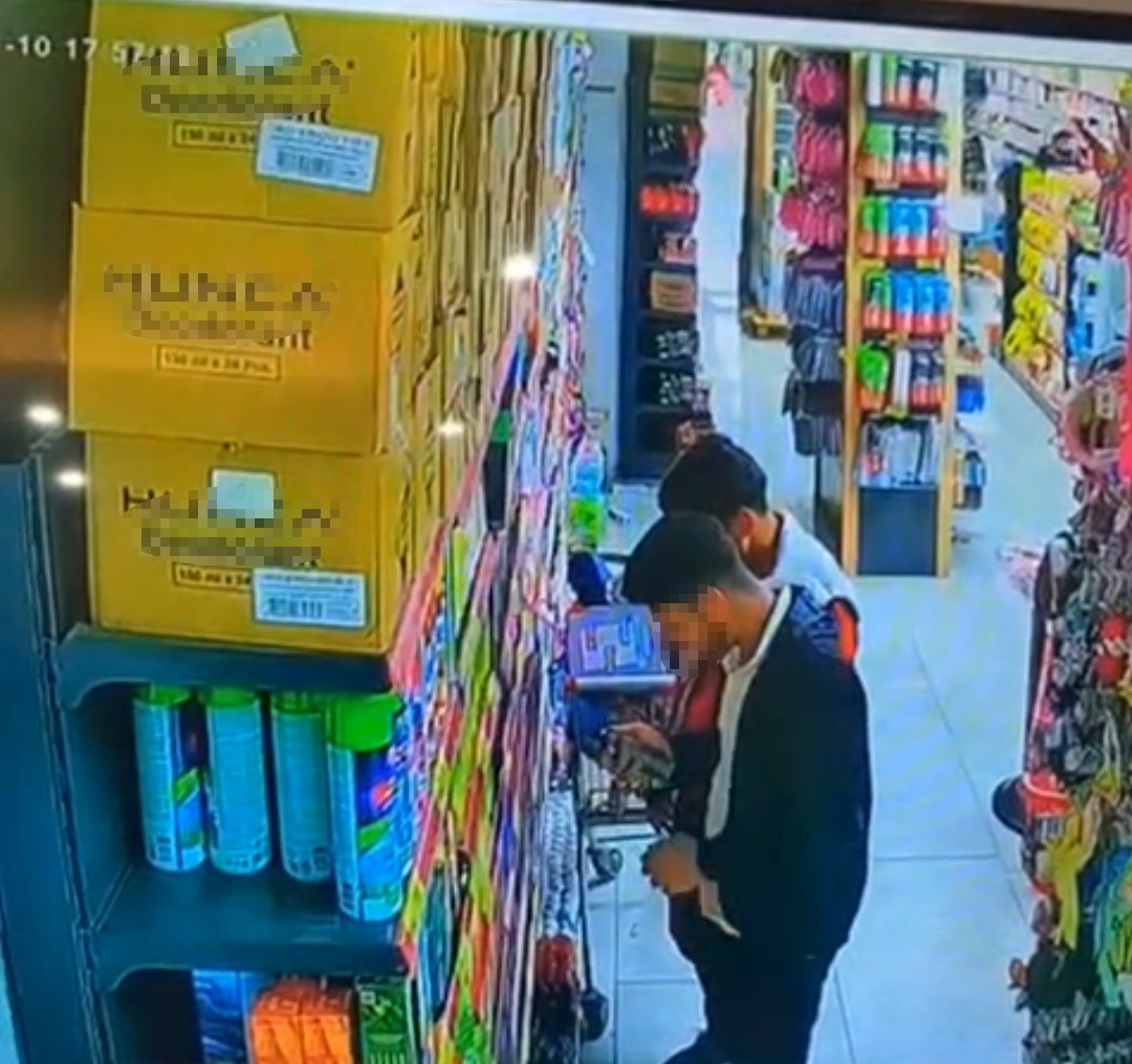 Adanada Hirsizlik Kamerada 1