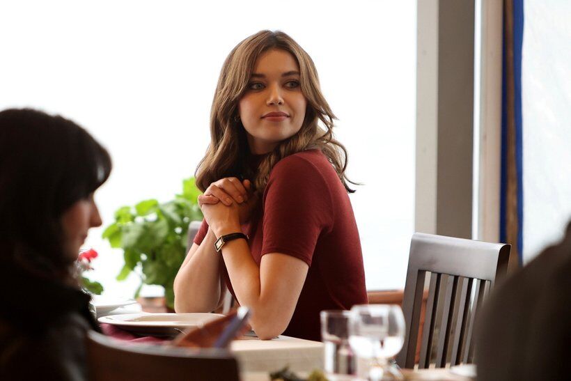 Afra Saraçoğlu Abi̇ Di̇zi̇si̇