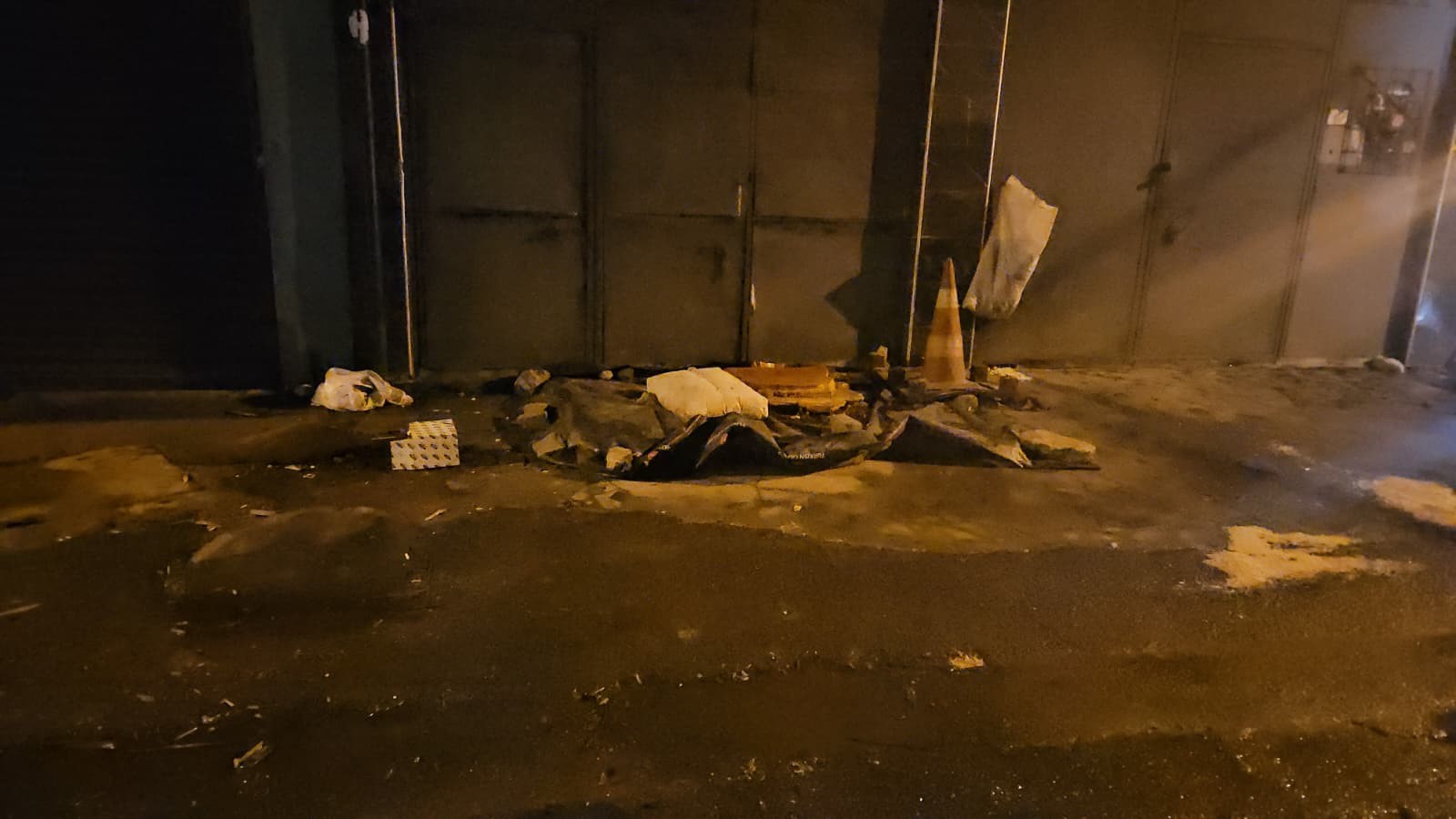 Aracin Icine Girdi Cikan Yanginda Hayatini Kaybetti (1)