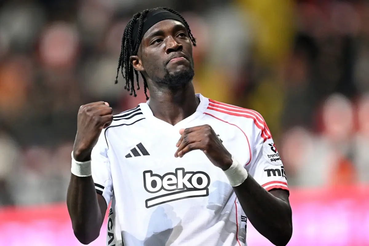 Aston Villa Abraham Icin Istanbul A Geldi 19481346 6071 Amp