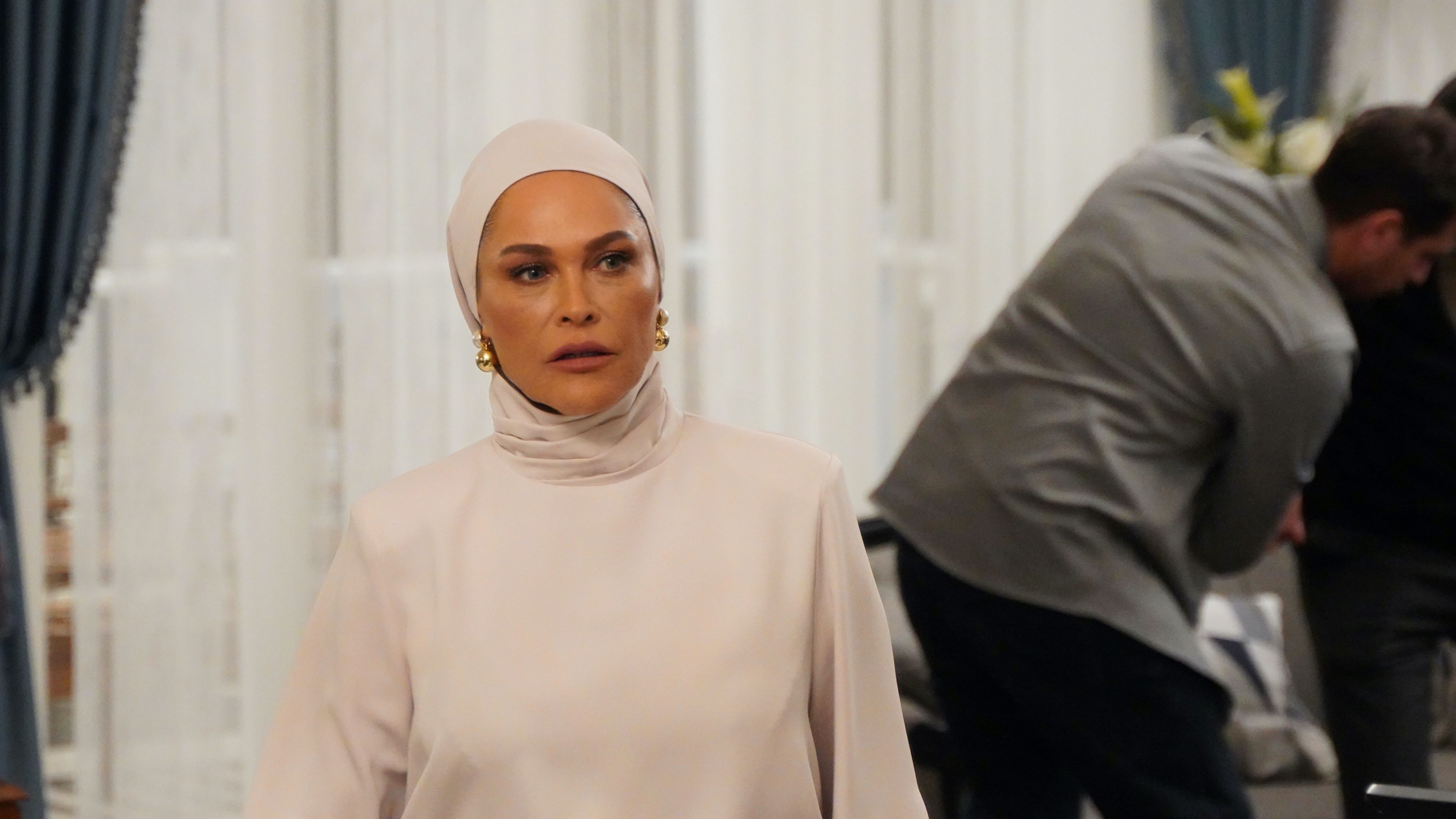 Ayni Yağmur Altinda (7)