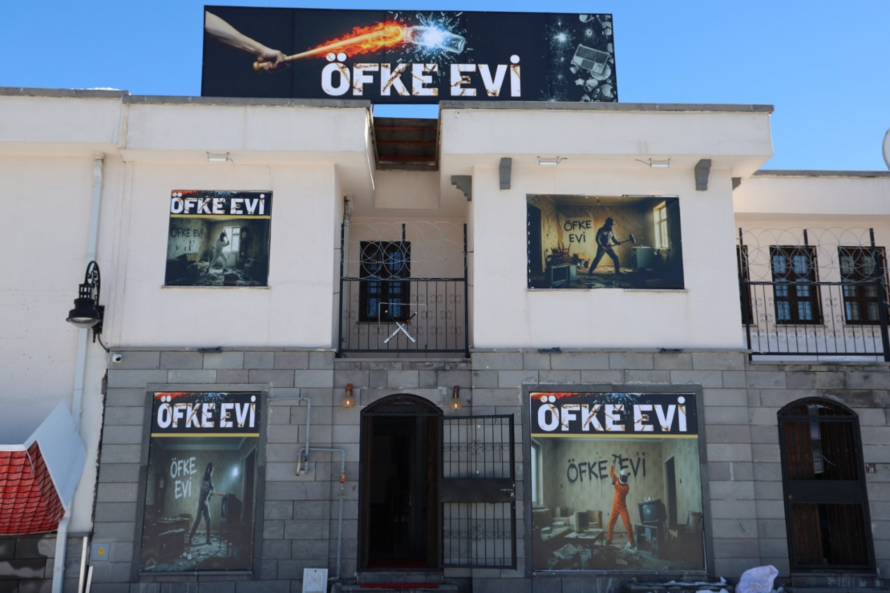 Diyarbakirda Ofke Evi 2