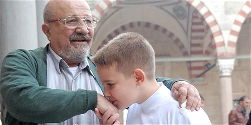 Emekli El Öpme Görseli