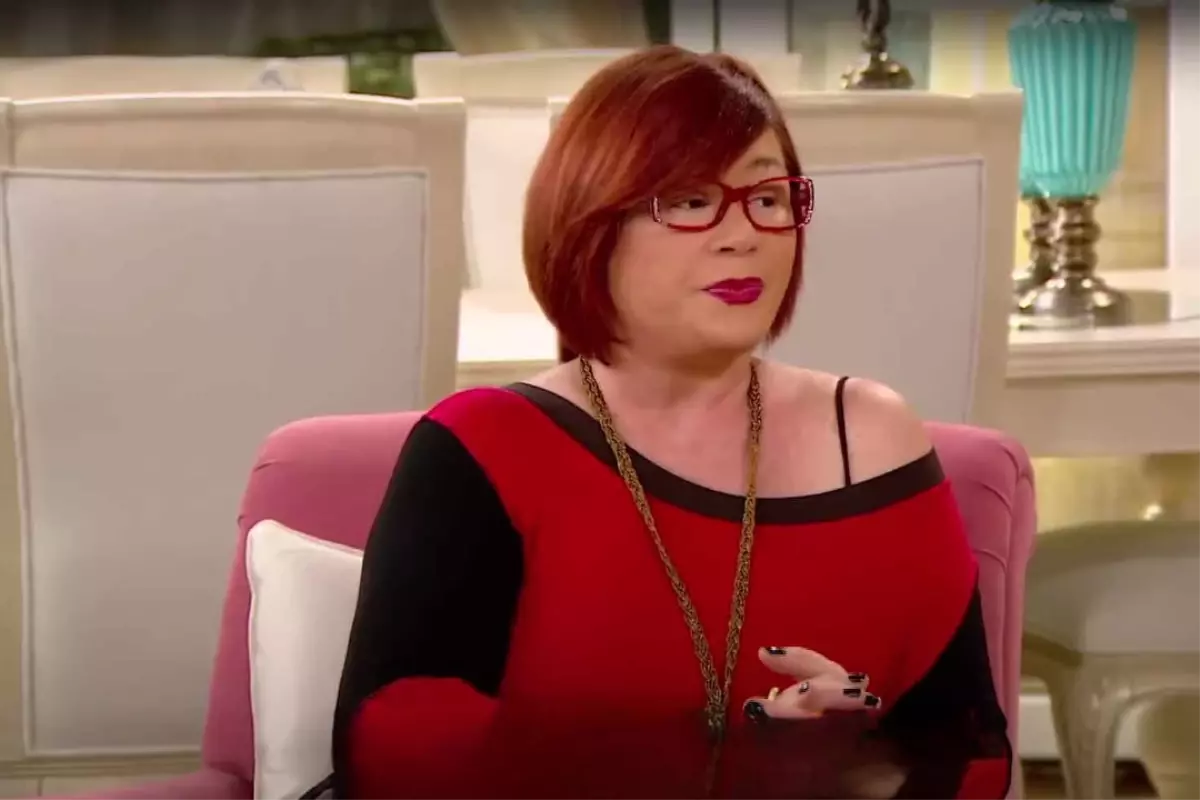 Emel Müftüoğlu Kaç Yaşında