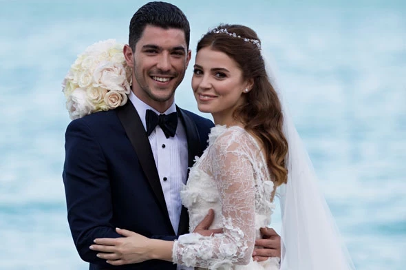 Ezgi Eyipoğlu Kaan Yıldırım Eski Eşi