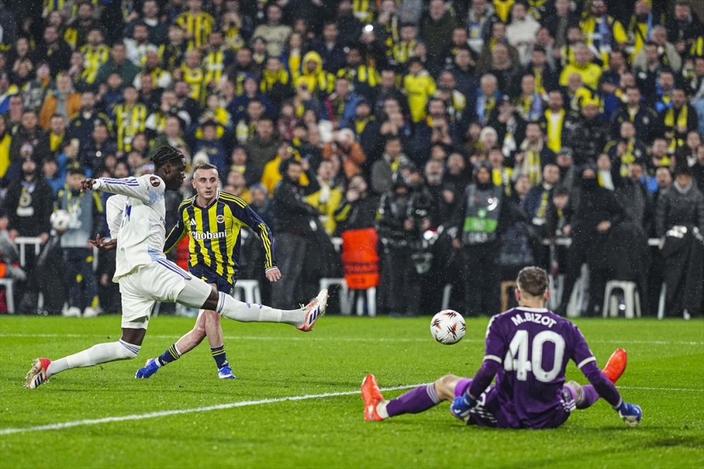 Fenerbahçe Aston Villa-1