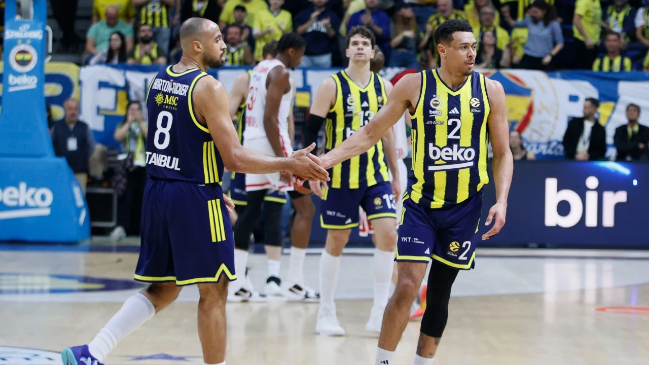 Fenerbahce Evinde Geri Dondu Euroleaguede Kritik Zafer 88 80 Yemq