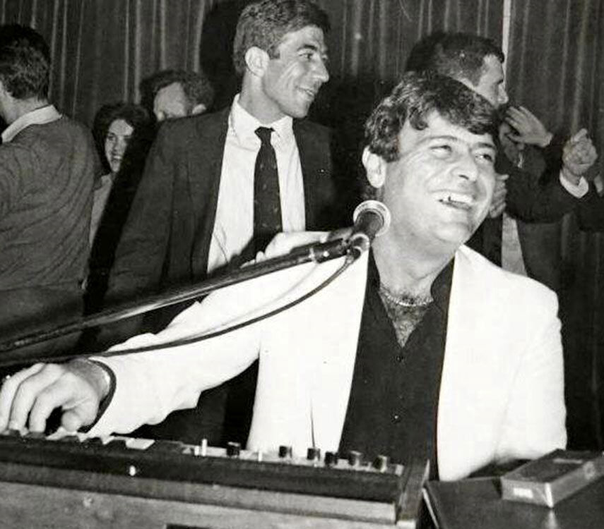 Ferdi Özbeğen Gençliği