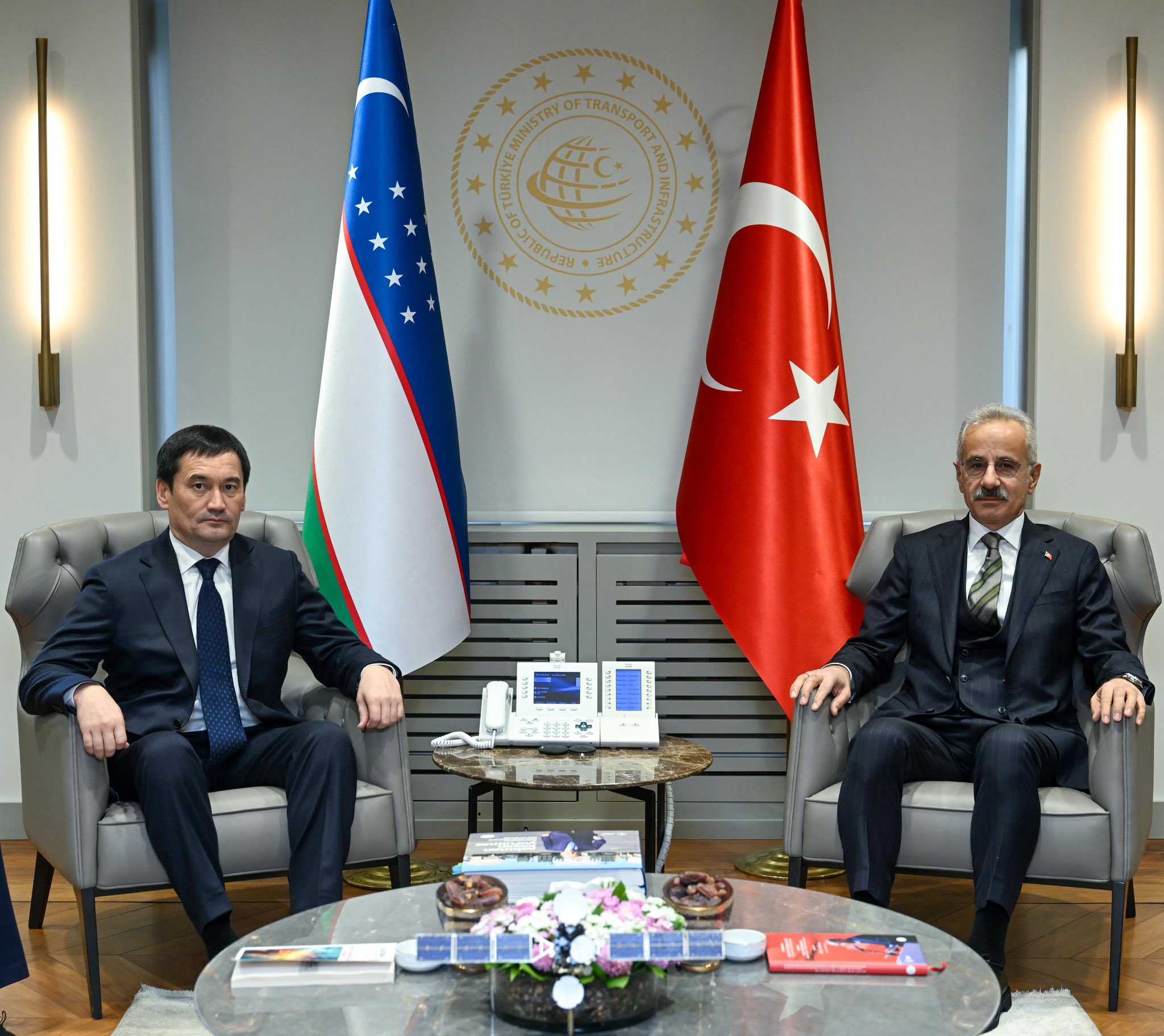 G 0H I I2B U A E9Rt C