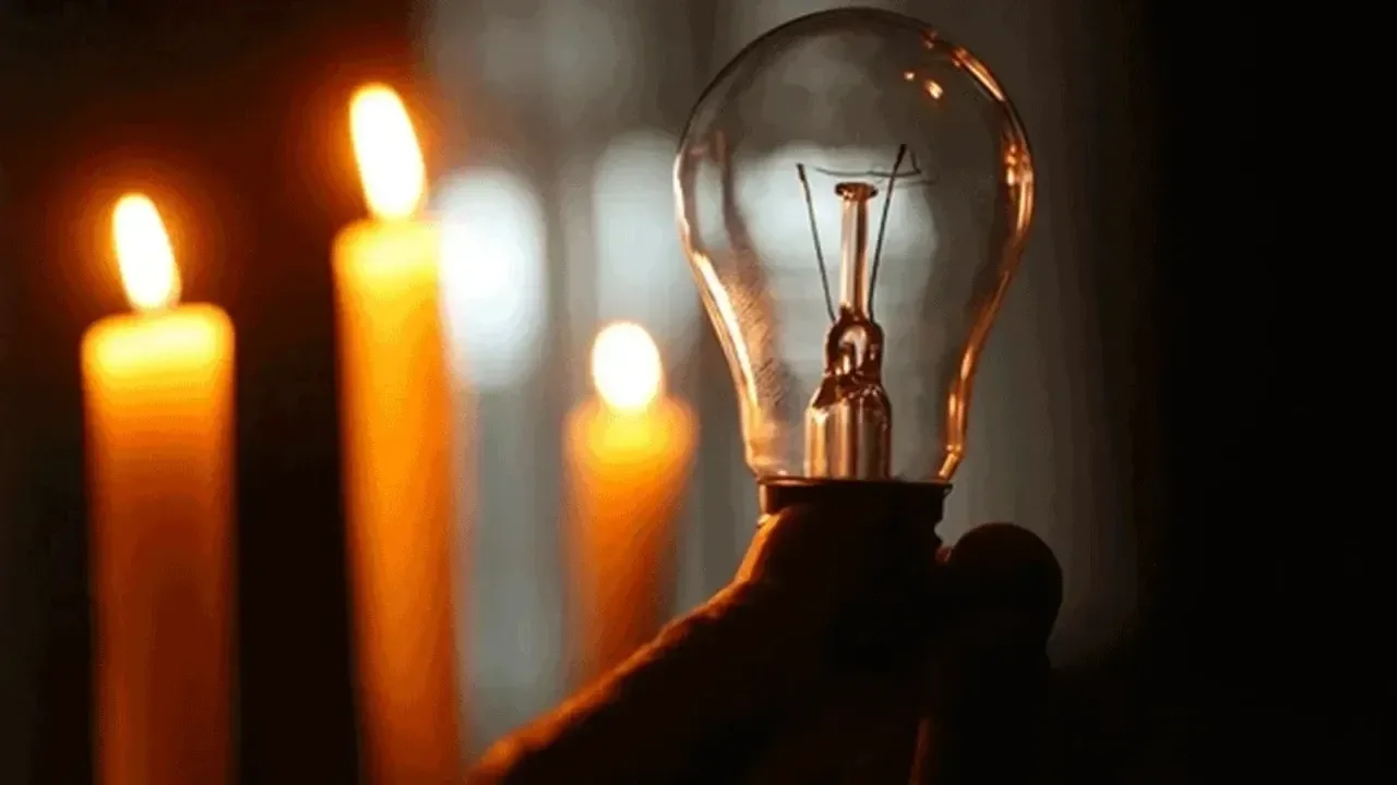 İstanbul'da elektrik kesintisi! 25 ilçenin tamamı etkilenecek 9 saat sürecek: BEDAŞ tek tek açıkladı