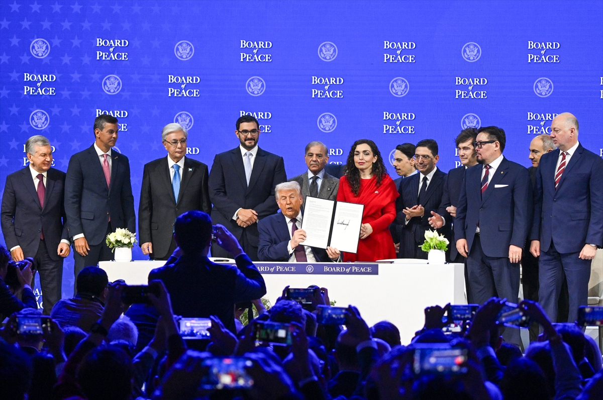 Hakan Fidan Davos (7)