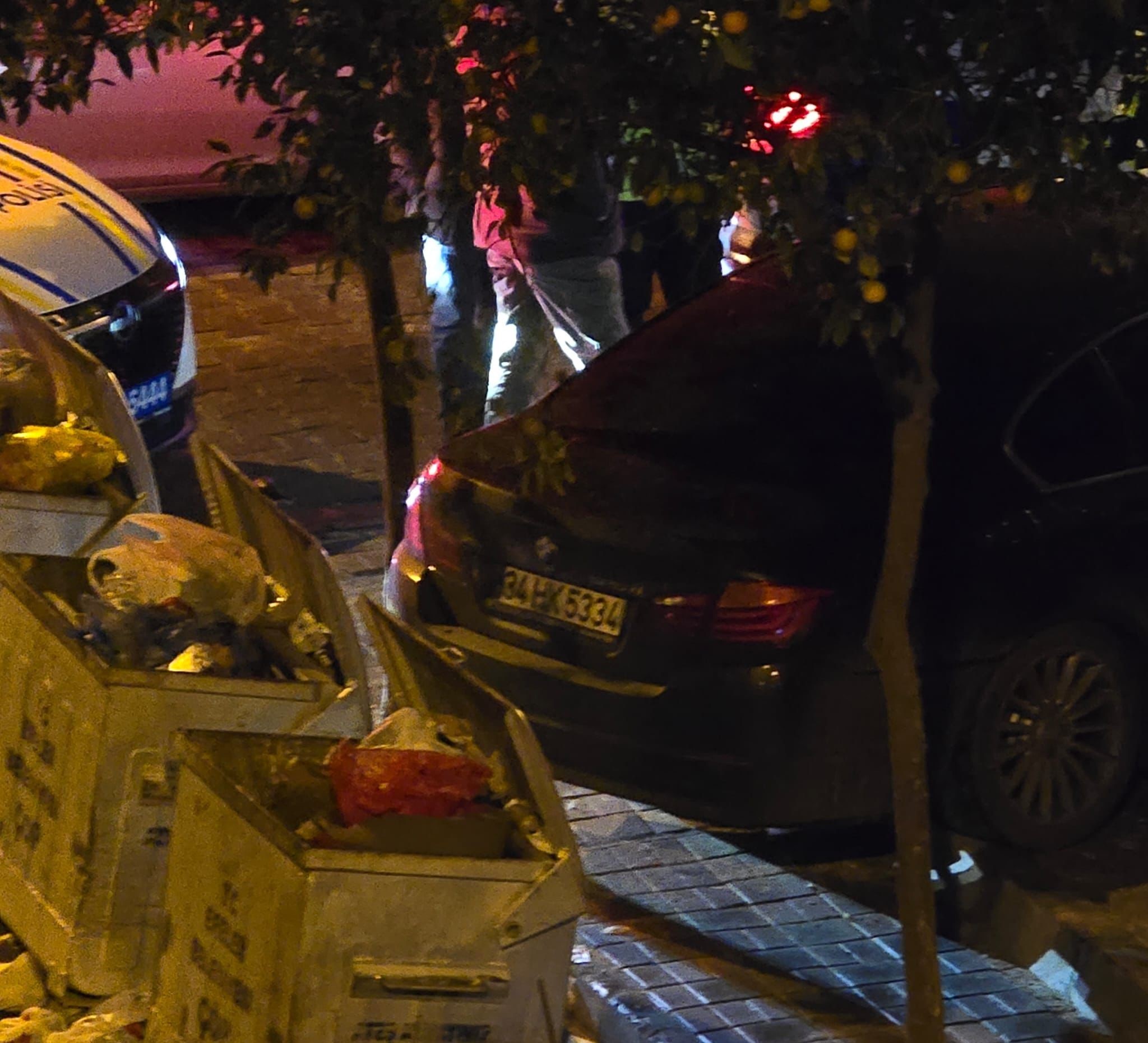 Iki Cocuga Carpip Kacti (3)