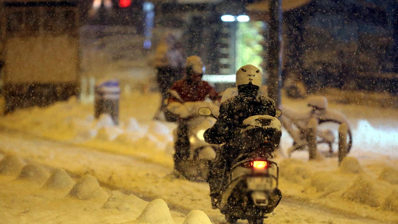 Kar Motosiklet Aa 1787282