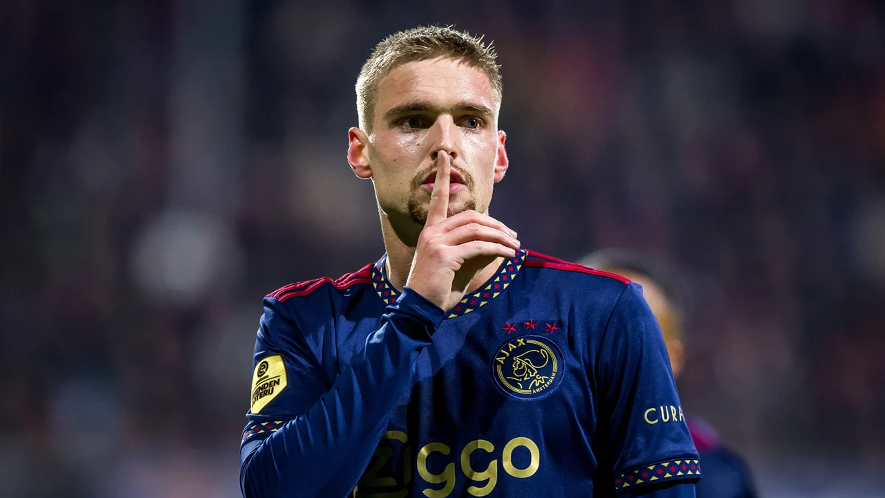 Kenneth Taylor A N P