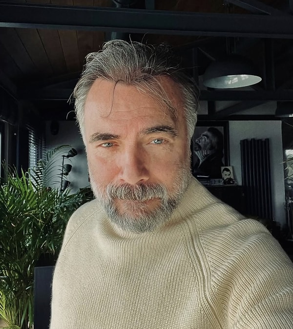 Oktay Kaynarca Kimdir