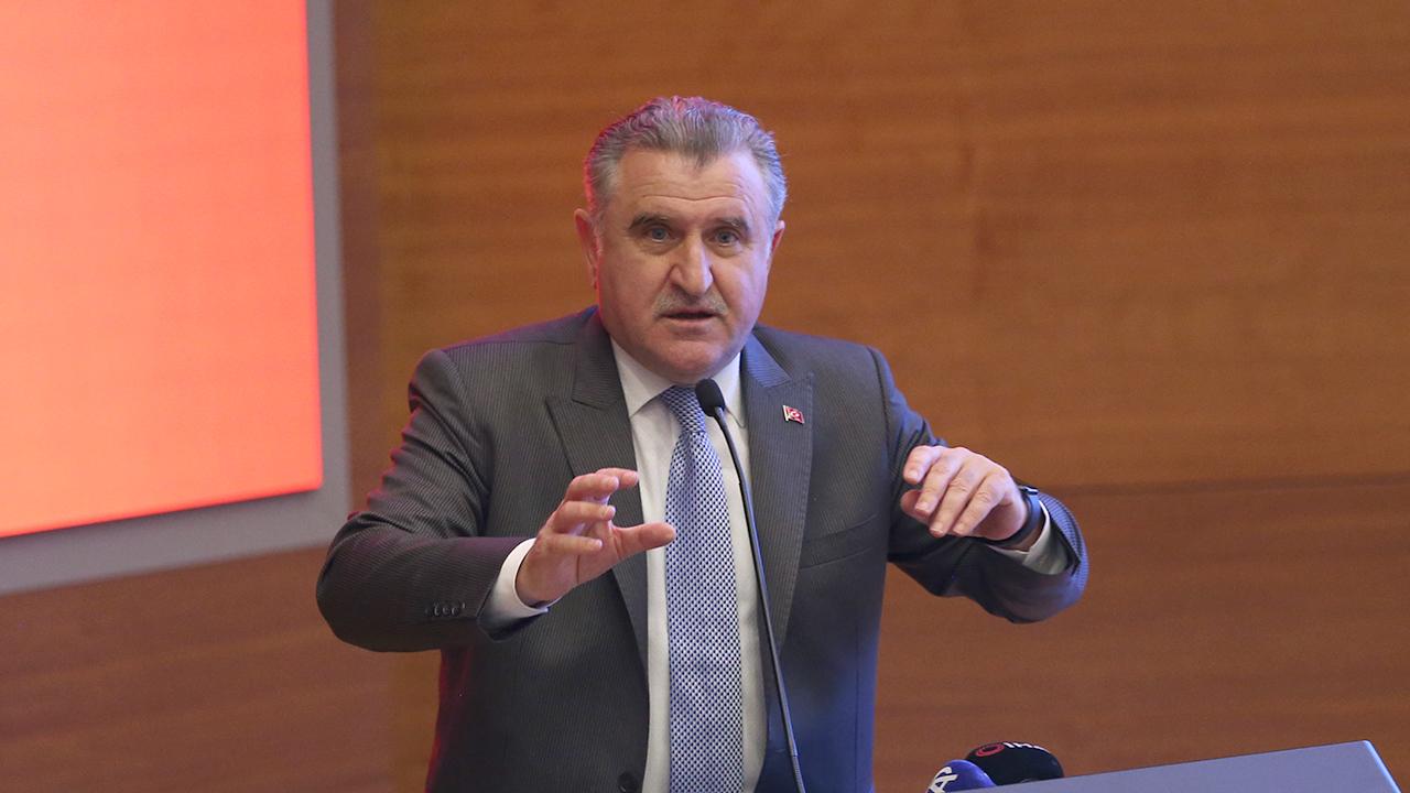 Osman Askin Bak Aa 2127960 (1)