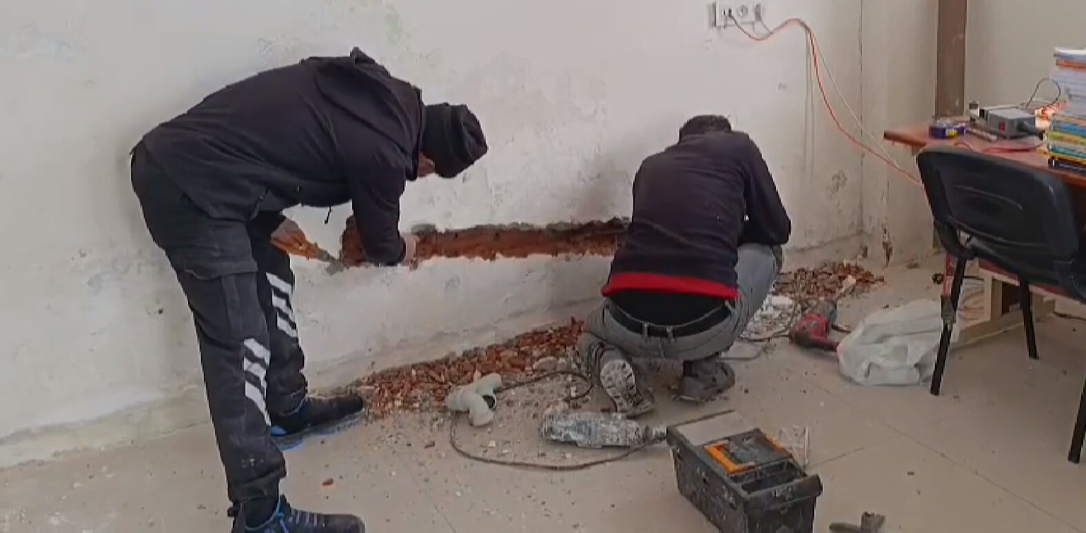 Sivas Okulu Baştan Yarattılar