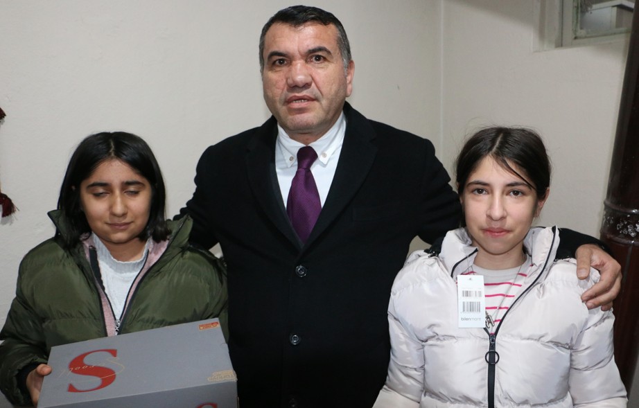 Surlucocuklardanbahceli̇yetesekkür678 (4)