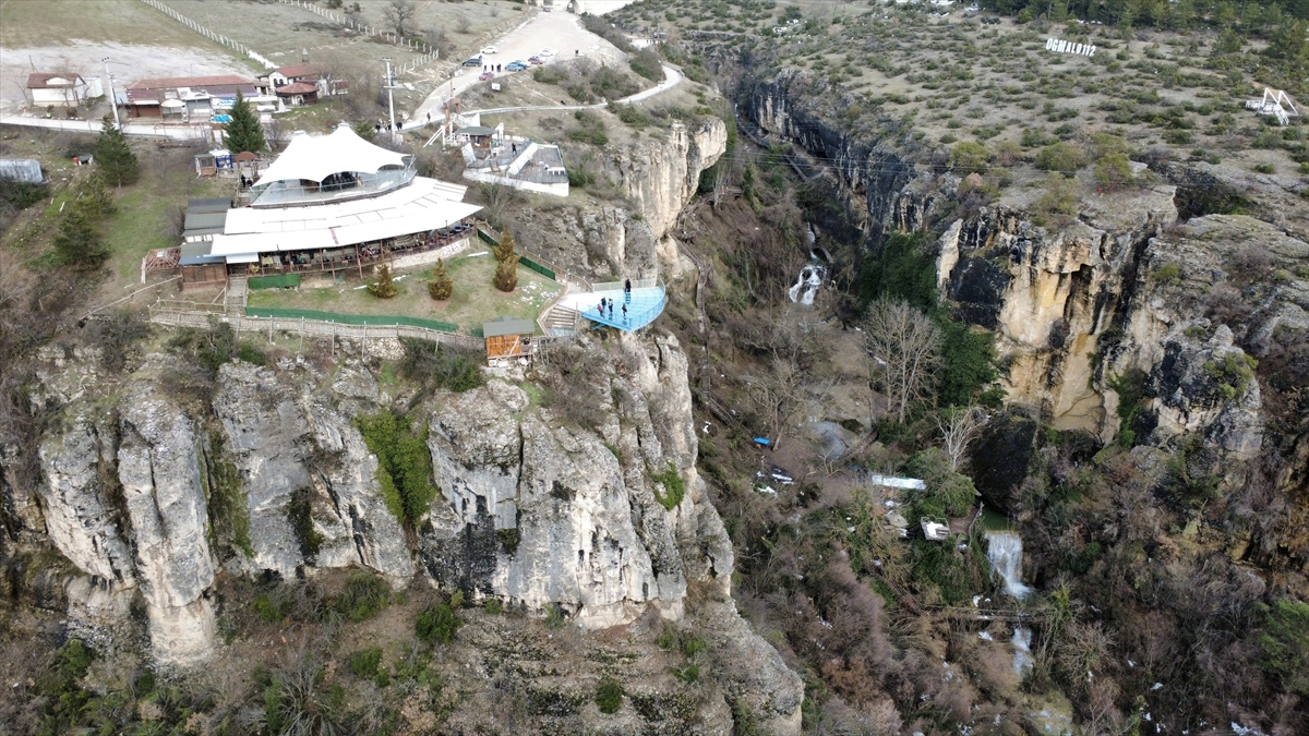 Turkiyenin Ilk Cam Seyir Terasi 1