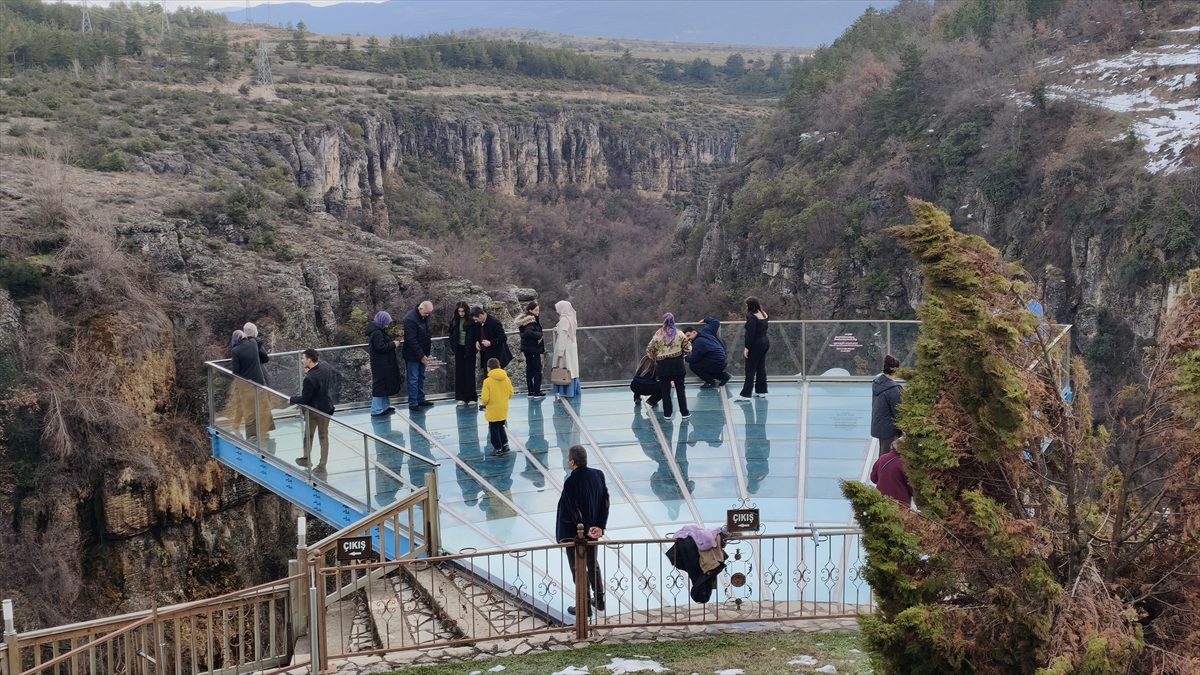 Turkiyenin Ilk Cam Seyir Terasi 4