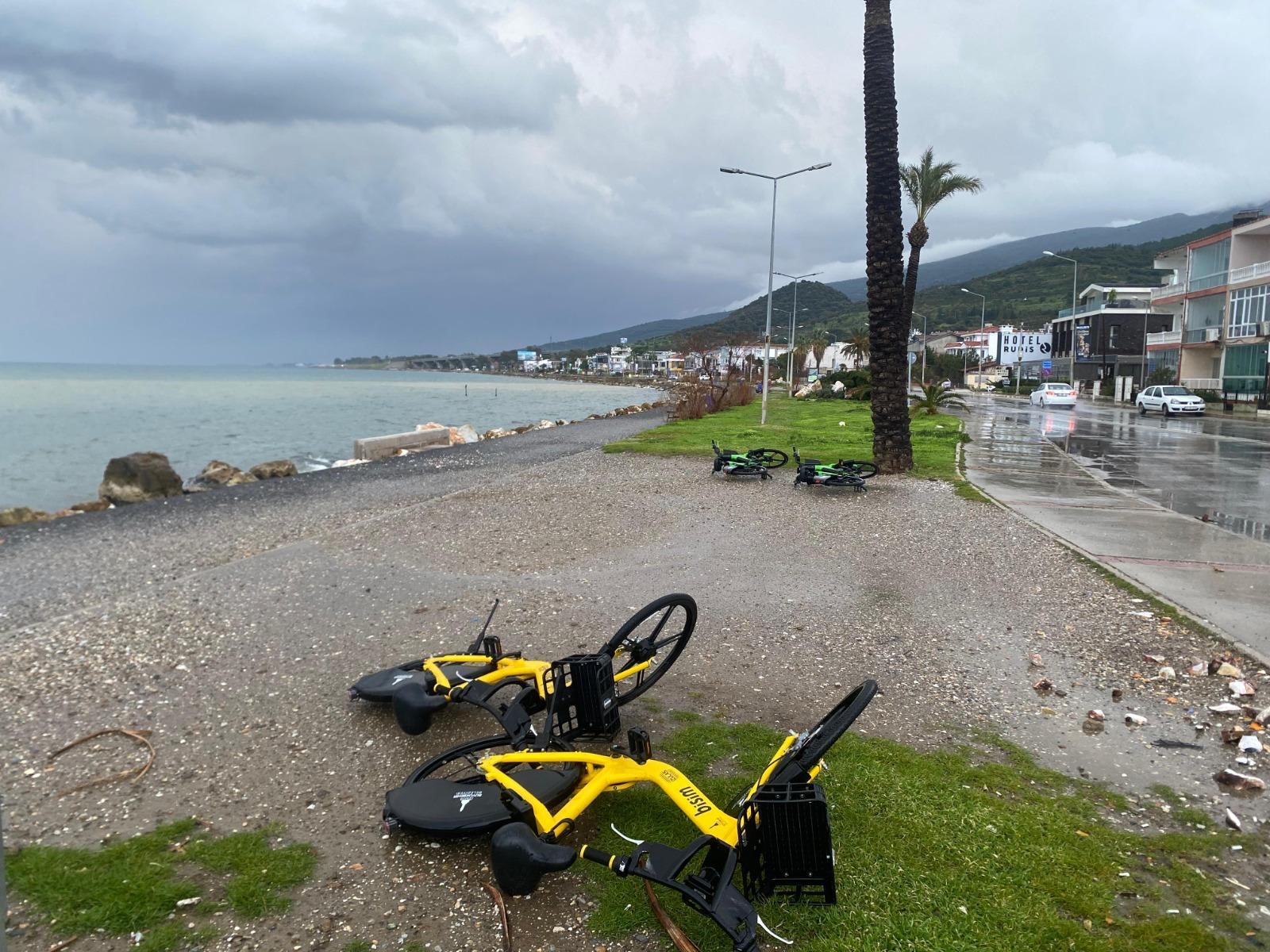 Yaşamlaölümarasinda22012225 (15)