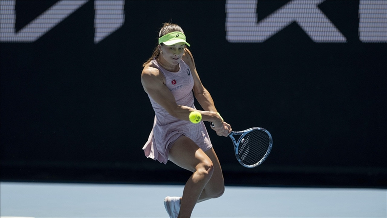 Zeynep Sonmez Avustralya Acika 3 Turda Veda Etti Ytw9