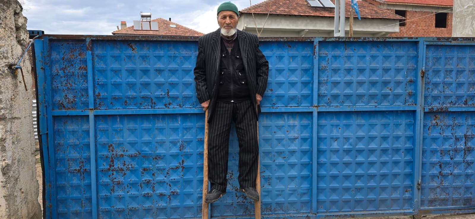 83 Yaşında Zamana Böyle Meydan Okuyor Hasan Amca'nın 'Ayakcak' Sevdası!