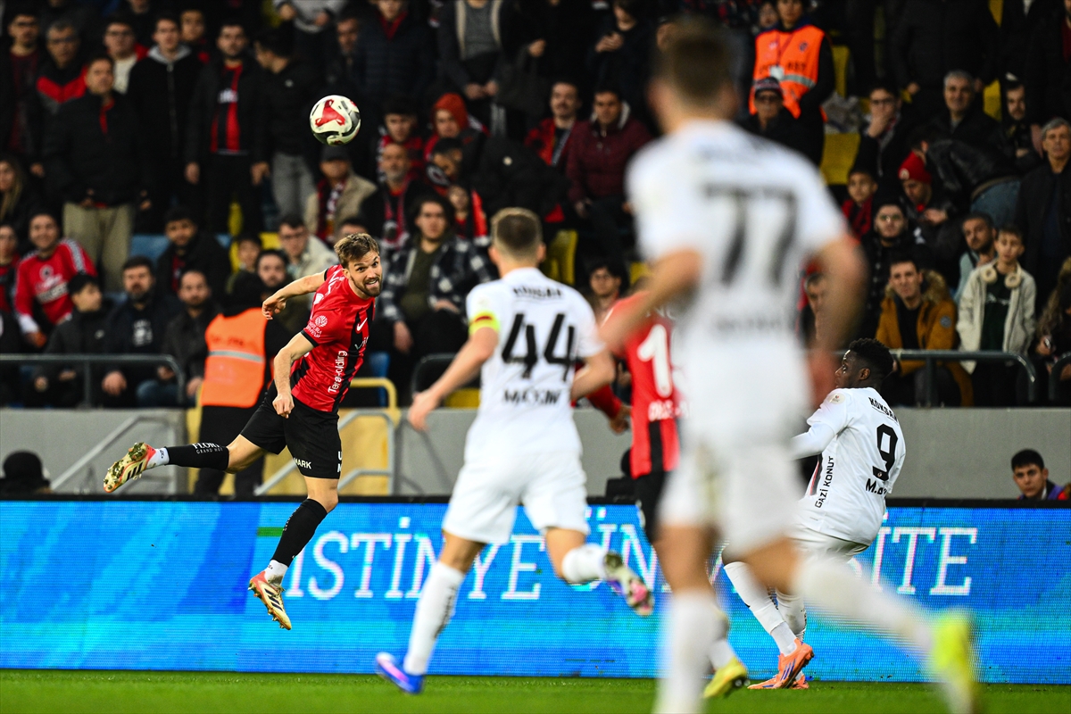 A A 20260201 40429586 40429585 G E N C L E R B I R L I G I G A Z I A N T E P F K