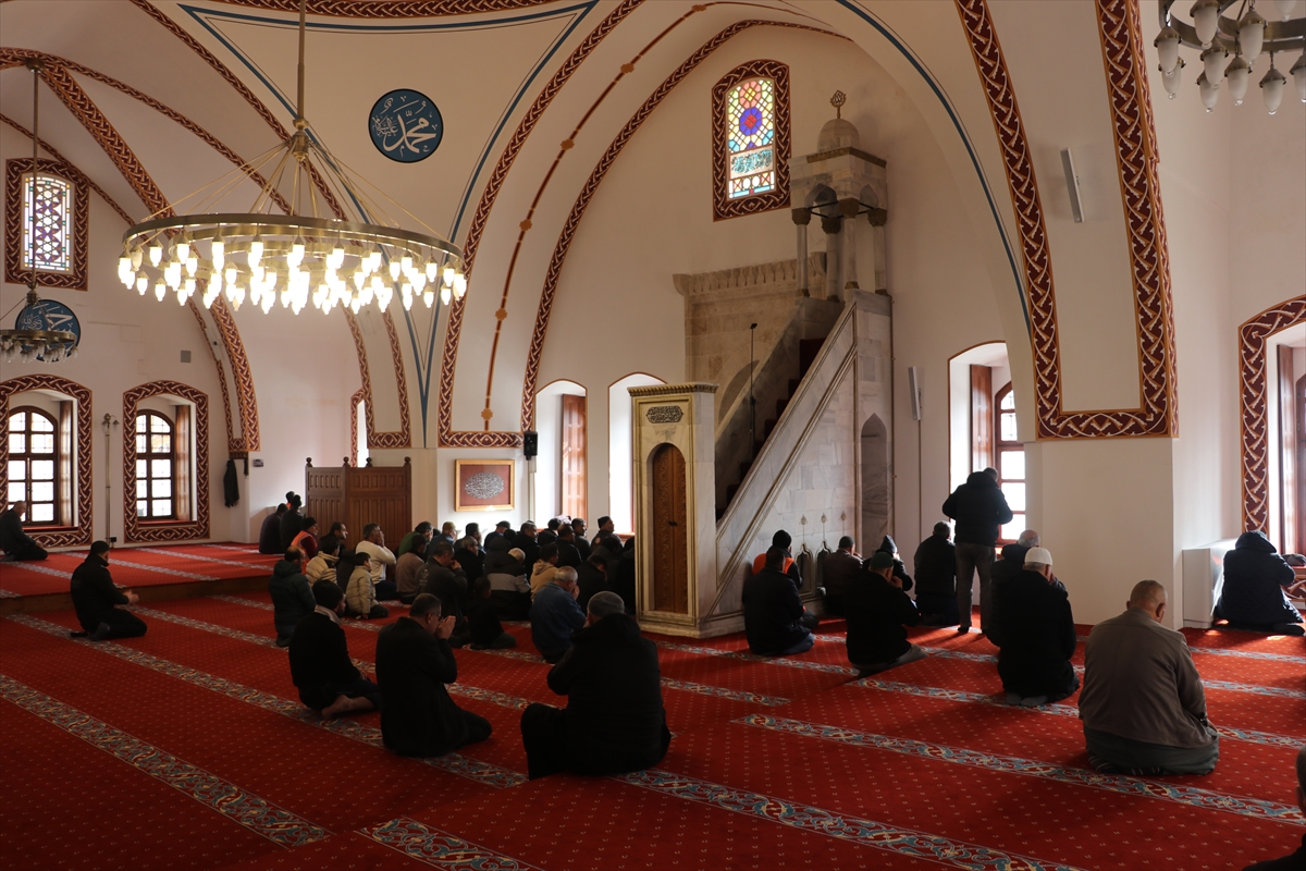 A A 20260202 40434190 40434187 6 S U B A T D E P R E M L E R I N I N U C U N C U Y I L I H A T A Y D A D E P R E M L E R D E H A S A R G O R E N C A M I L E R I N Y E R I N E Y E N I L E R I Y A P I L I Y O R