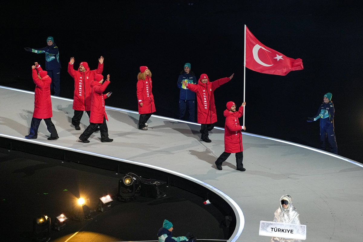 A A 20260206 40482231 40482223 2026 M I L A N O C O R T I N A K I S O L I M P I Y A T L A R I R E S M I A C I L I S T O R E N I Y L E B A S L A D I