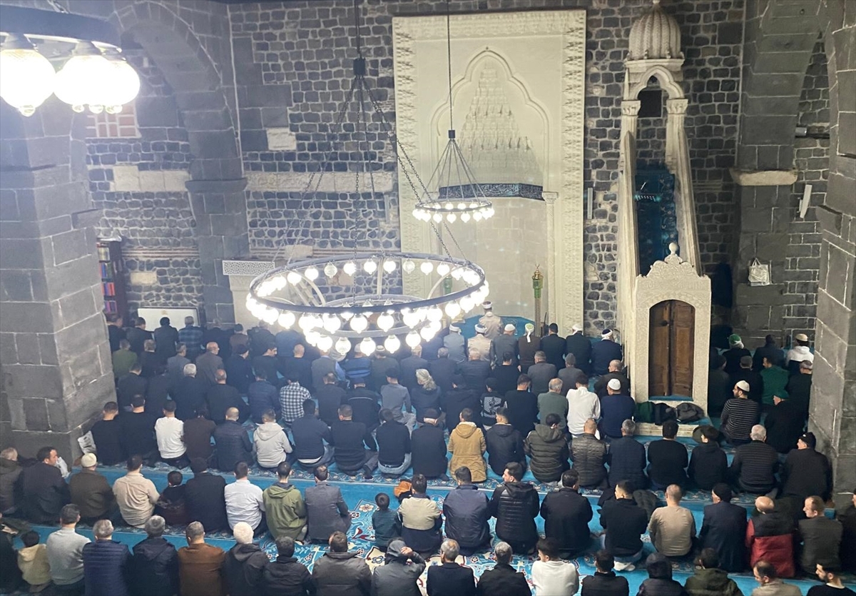 A A 20260218 40601004 40601001 D I Y A R B A K I R D A I L K T E R A V I H N A M A Z I K I L I N D I