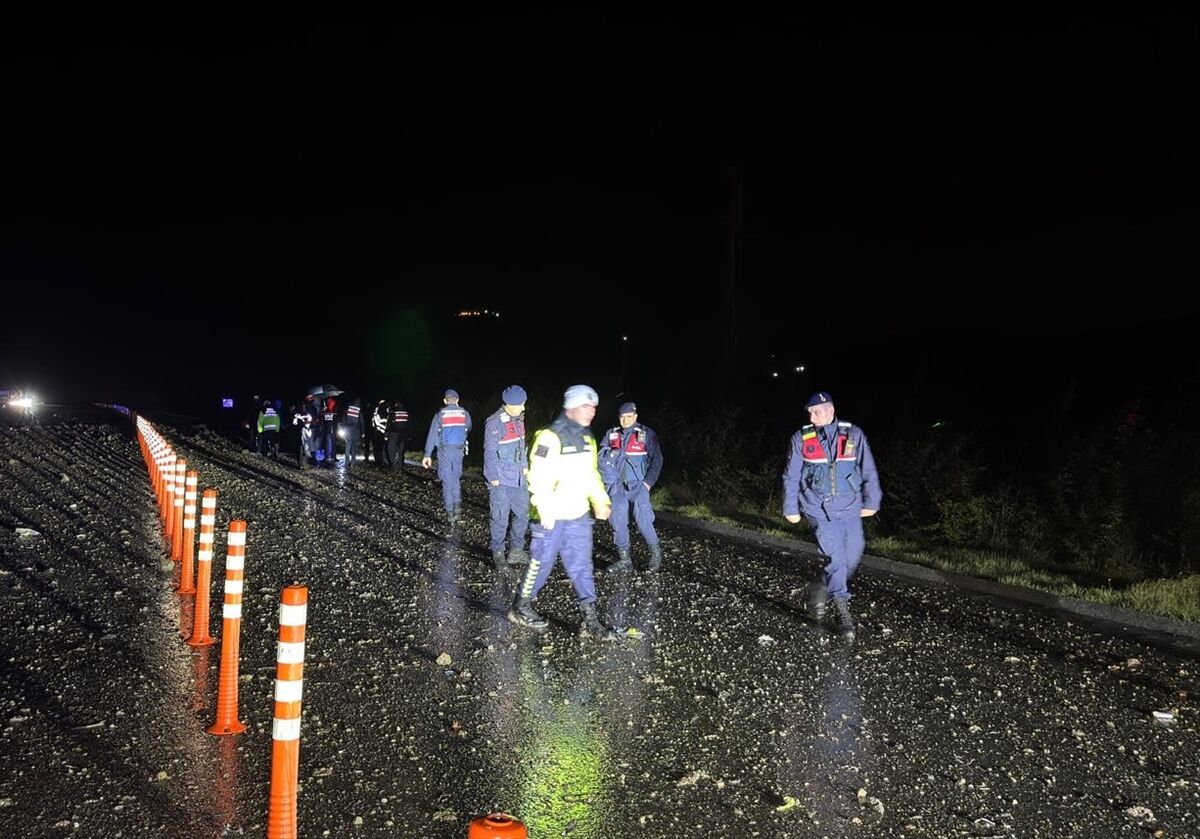 A A 20260224 40658240 40658239 B A L I K E S I R D E F16 U C A G I N I N K A Z A K I R I M A U G R A M A S I S O N U C U P I L O T S E H I T O L D U