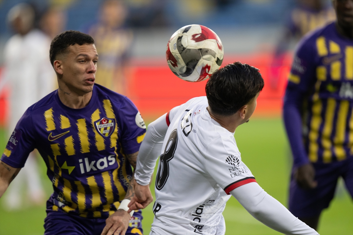 Aa 20260204 40459943 40459924 Genclerbirligi Ikas Eyupspor (1)