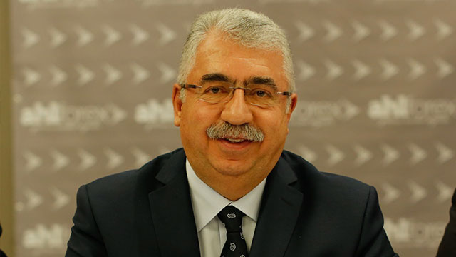 Ahmet Ahlatcı Kimdir
