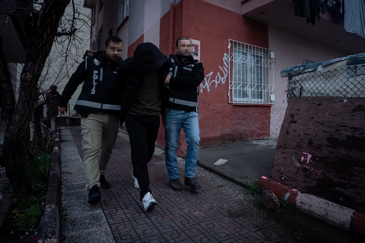 Ankara Merkezli Suç Örgütüne Şafak Baskını! 37 Adres, 35 Araç Ve Kıskıvrak Yakalanan 37 Şüpheli (7)