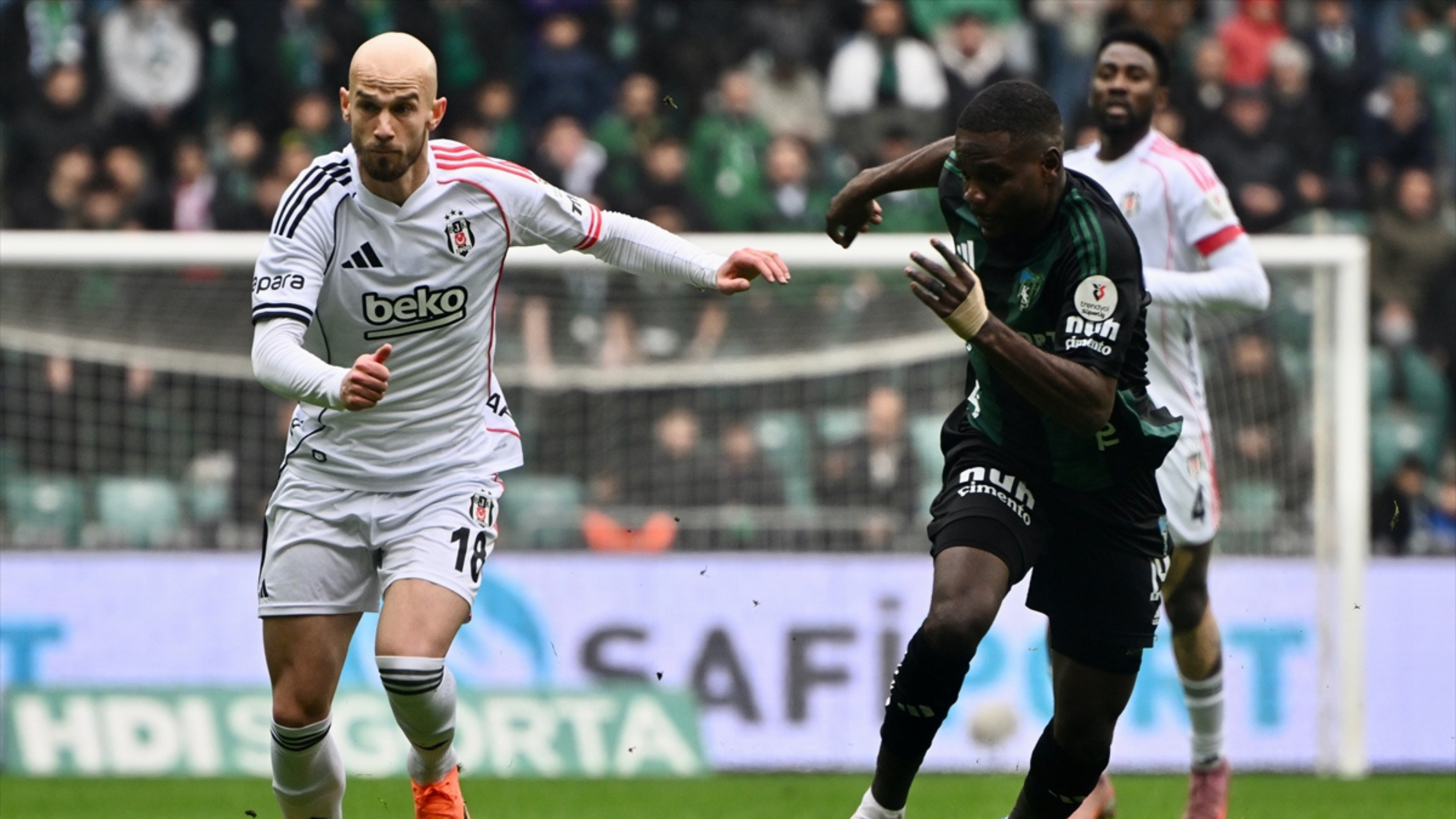 Beşiktaş, Kocaelispor deplasmanında hata yapmadı: 0-1