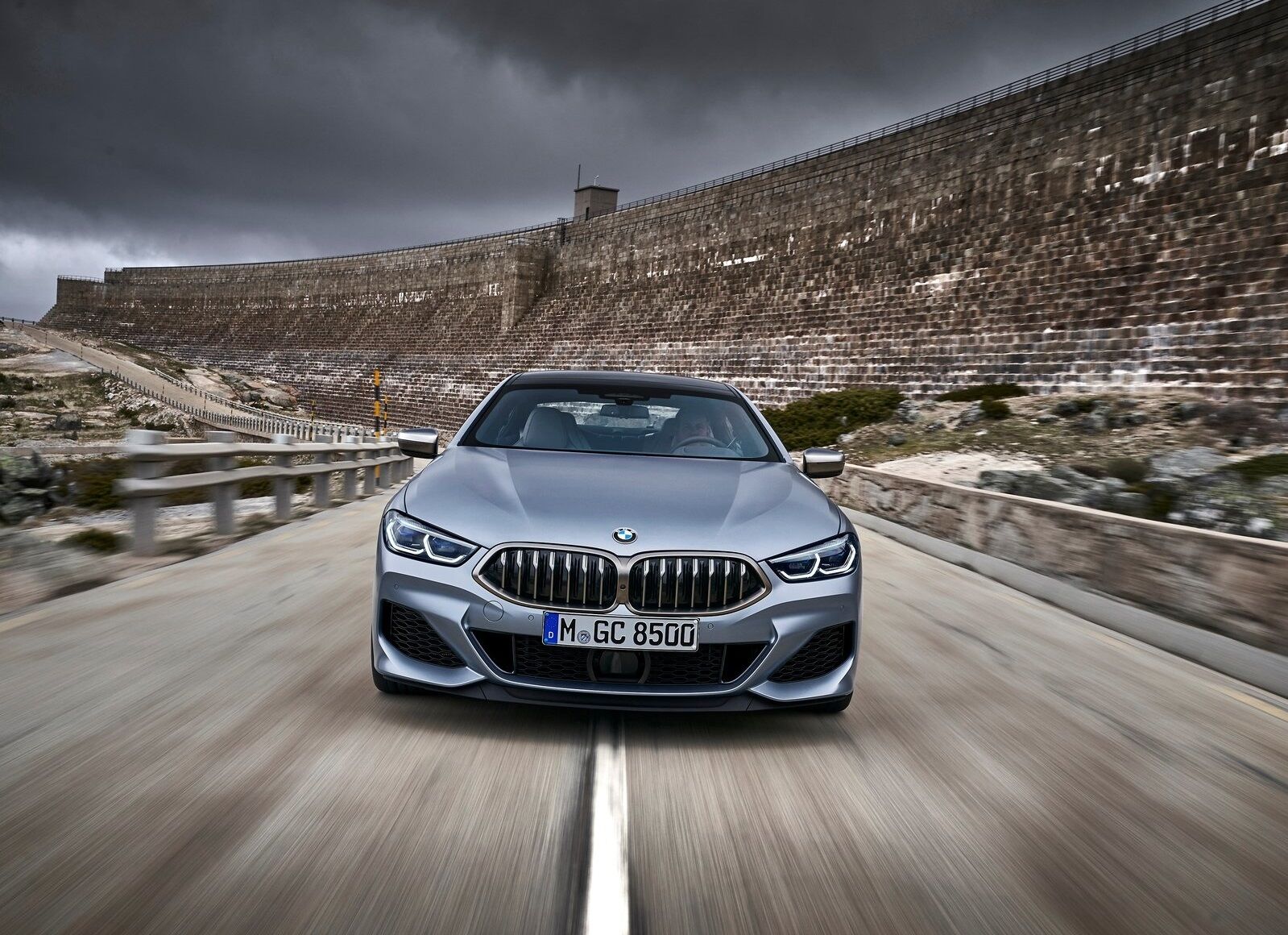 BMW yüzbinlerce aracı neden geri çağırdı? En kötü senaryoda...