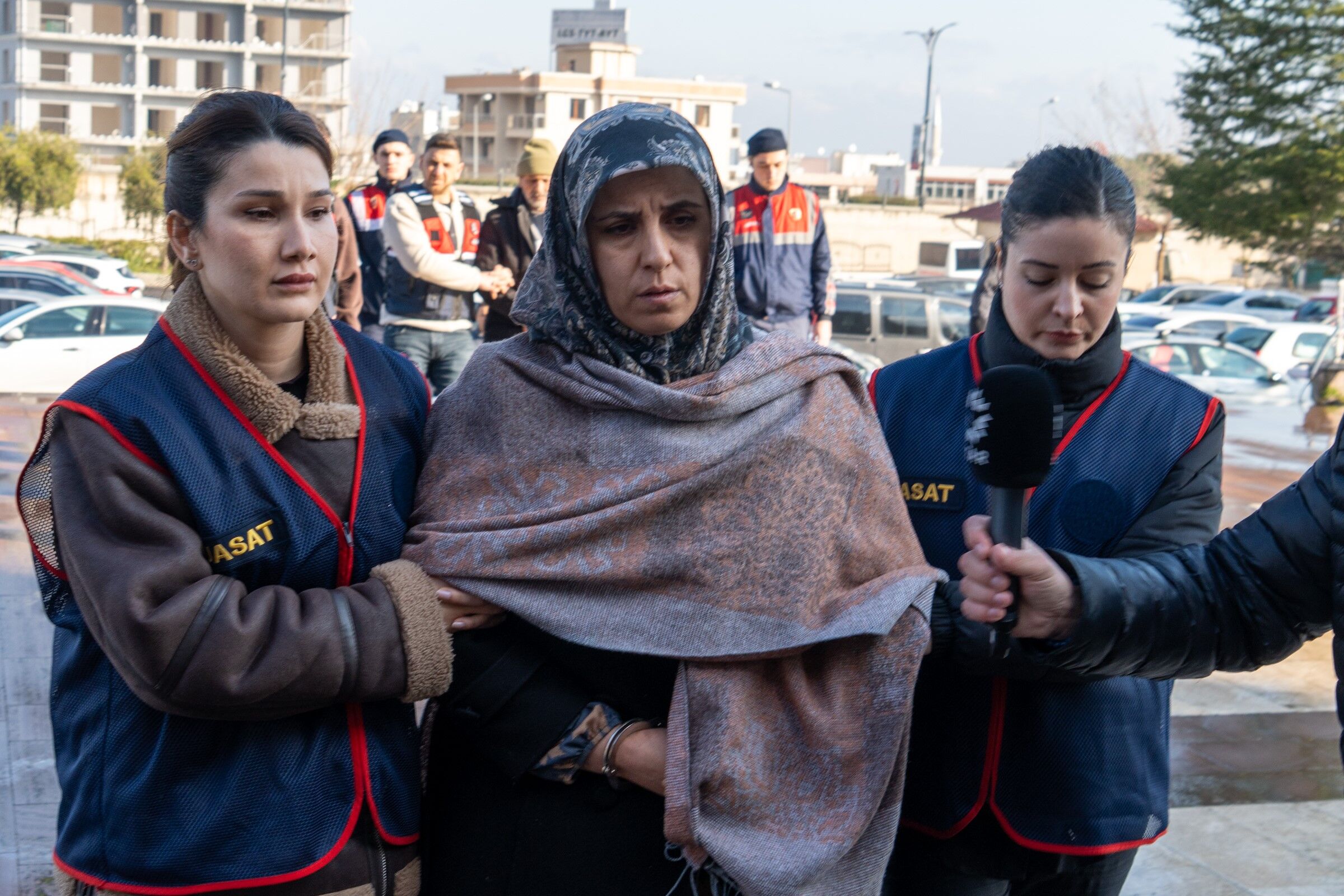 C İ N A Y E T M İ R A S L A Ç Ö Z Ü L D Ü6722