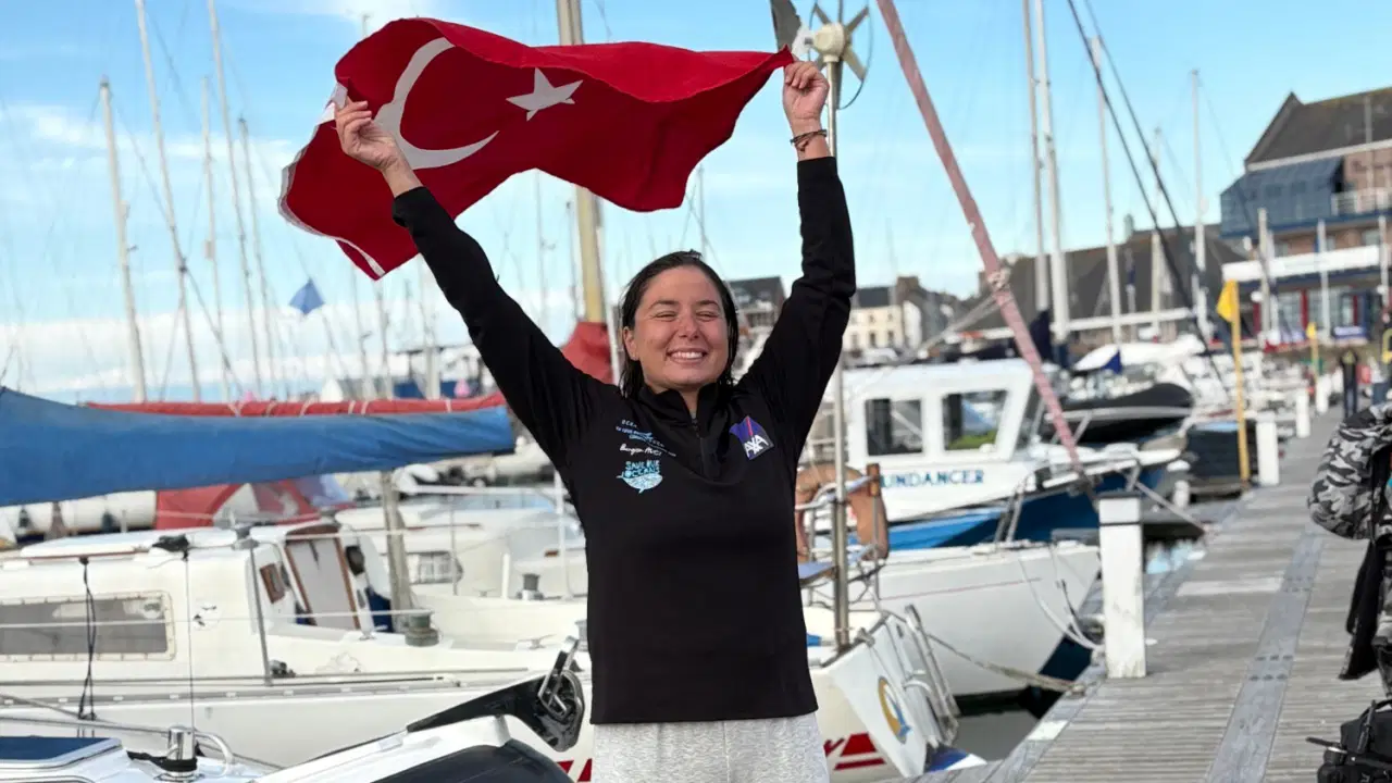 Ca904E75 918E 4Ec1 Ac4A 845249Cf4Fe1