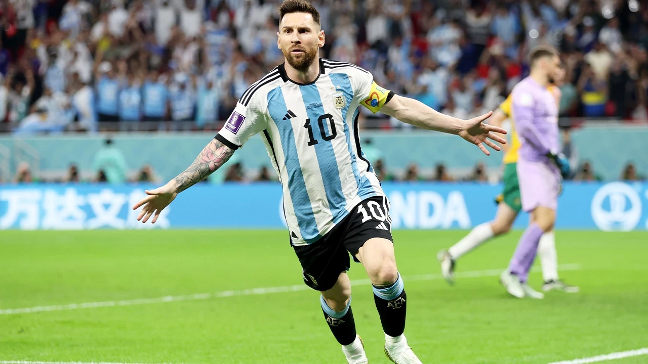 Canli Yayinda Galatasarayin Messi Ile Gorusmesinin Detaylarini Duyurdu M V4Zw