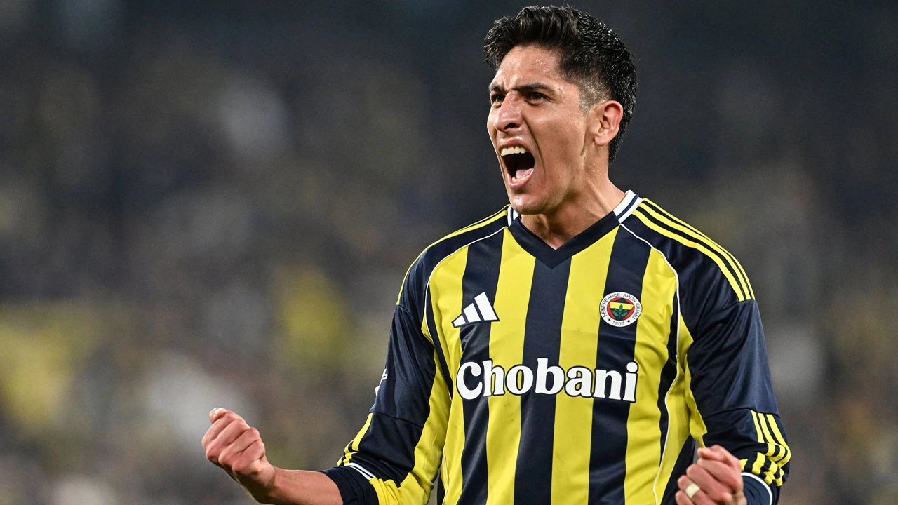 Edson Alvareze Surpriz Teklif Meksikaya Donus Ihtimali Gundemde Gz74