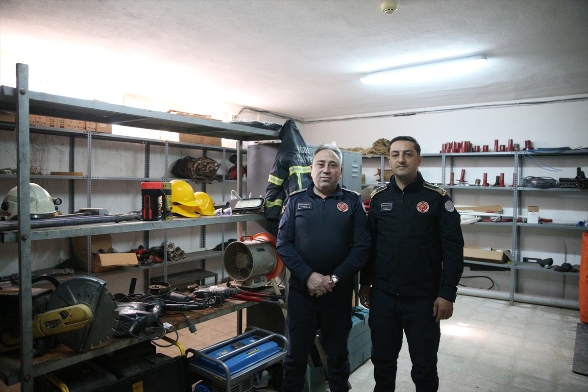 Enkazın Izlerini Taşıyan Ekipmanlar Niğde'de 'Vefa' Deposunda Gözümüz Gibi Bakacağız (2)