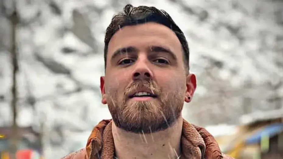 Erfan Soltani 580309(2)-1