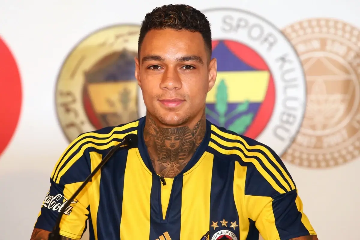 Eski Fenerbahceli Van Der Wiel Den Cok 19552579 1612 Amp