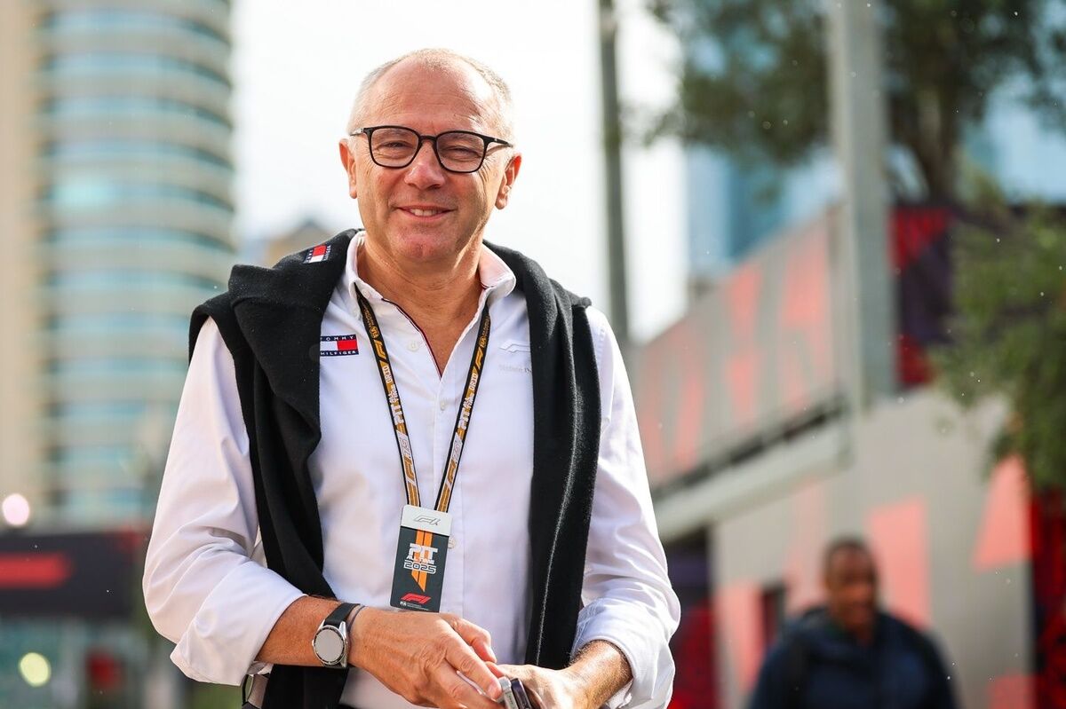 F1 Ceo Stefano Domenicali Walk
