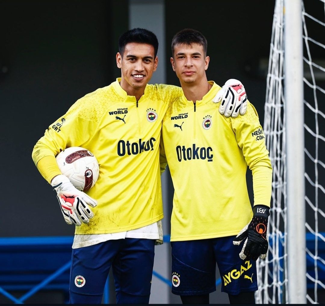 F5H Qh Aw X E A A3 K G O