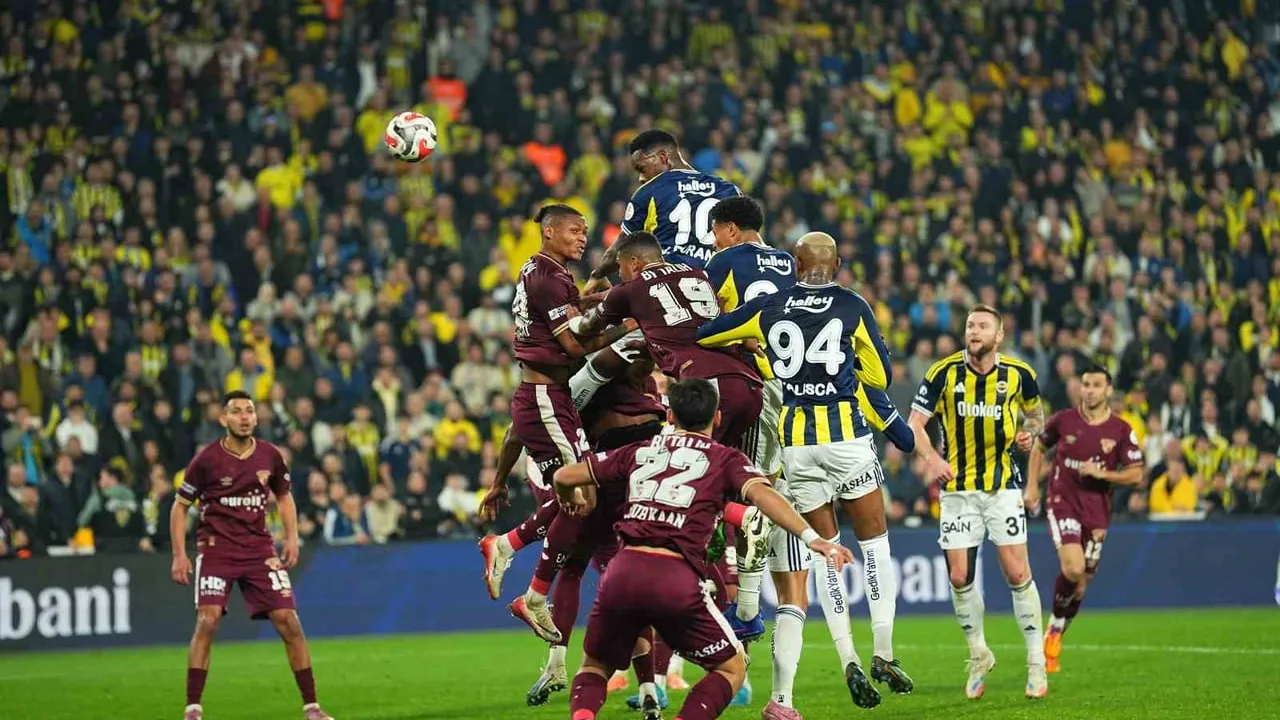 Fenerbahce 1 1 Goztepe Trendyol Super Lig 19 Hafta 1200 329738